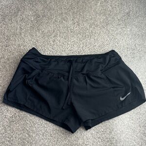 Nike Women's Medium Dri-Fit Black Running Athletic Shorts Built in underwear